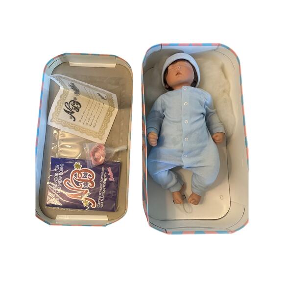 1980s NEW Box Certificate Berjusa A New Baby Just Born Anatomically Correct Girl - Picture 1 of 6